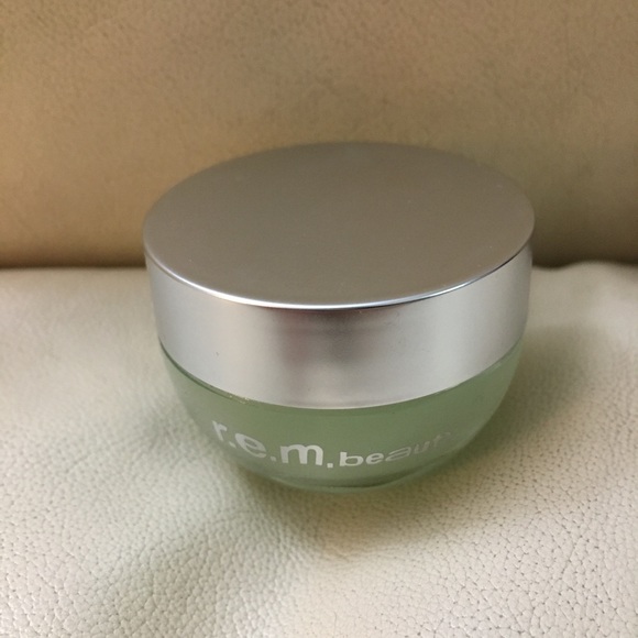 r.e.m beauty Makeup Rem Beauty Cooling Blurring Under Eye Balm